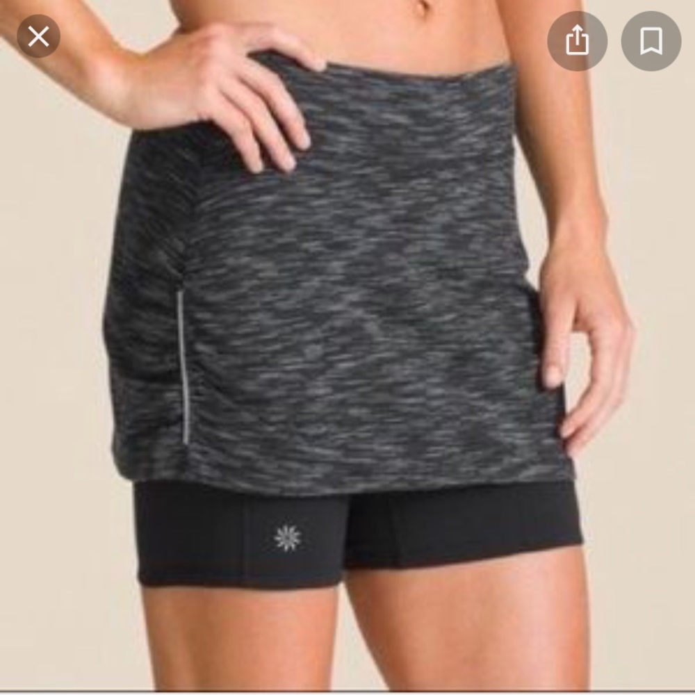 Athleta Black Space Dye 2 in 1 Contender Skort Size M